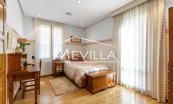 Resales - Villa - Torrevieja - La Veleta