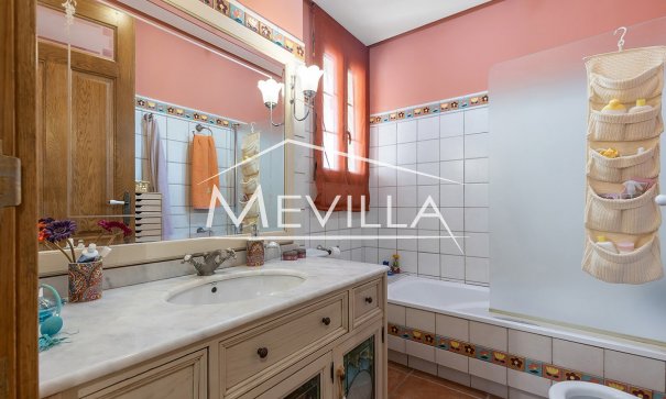 Resales - Villa - Torrevieja - La Veleta