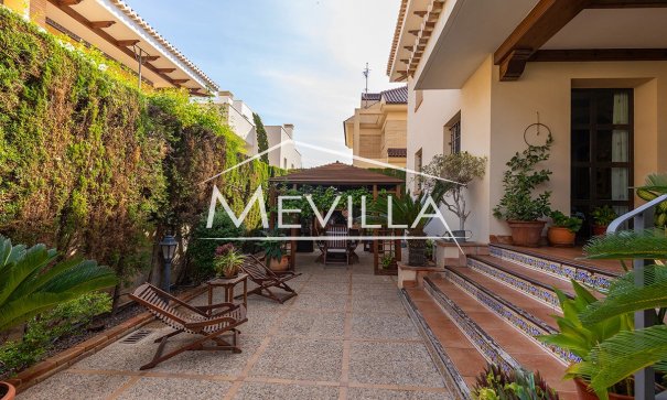 Resales - Villa - Torrevieja - La Veleta