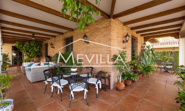 Resales - Villa - Torrevieja - La Veleta