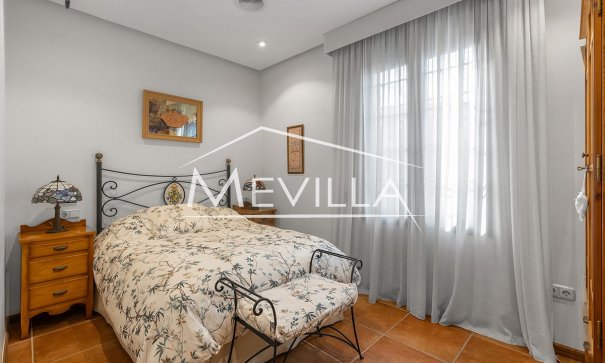 Resales - Villa - Torrevieja - La Veleta