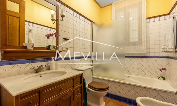 Resales - Villa - Torrevieja - La Veleta