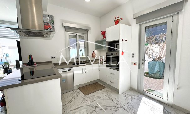 Salg (Resales) - Villa - Pilar de la Horadada