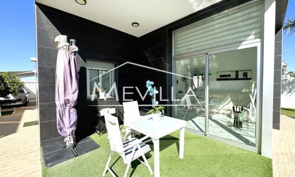 Salg (Resales) - Villa - Pilar de la Horadada