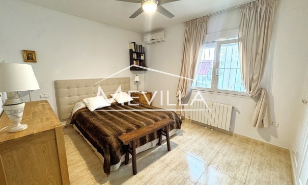 Resales - Villa - Orihuela Costa - Playa Flamenca