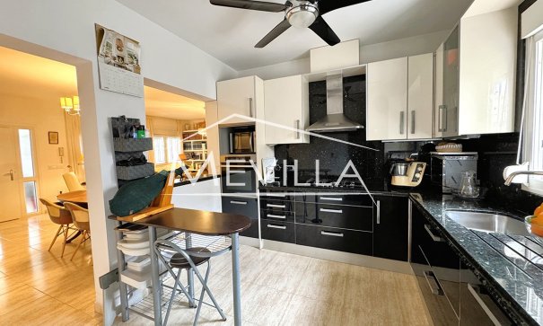 Resales - Villa - Orihuela Costa - Playa Flamenca