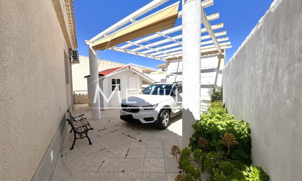 Resales - Villa - Orihuela Costa - Playa Flamenca