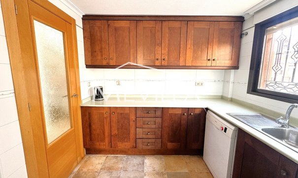 Resales - Villa - Orihuela Costa - Villamartin