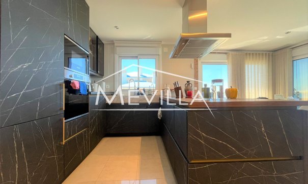 Resales - Flat / Apartment - La Manga