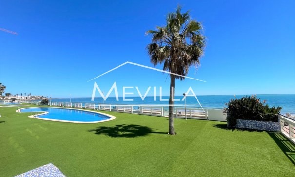 Resales - Flat / Apartment - La Manga