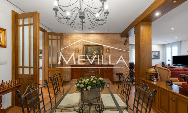 Resales - Villa - Torrevieja - La Veleta