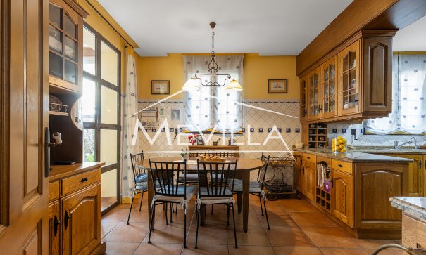 Resales - Villa - Torrevieja - La Veleta