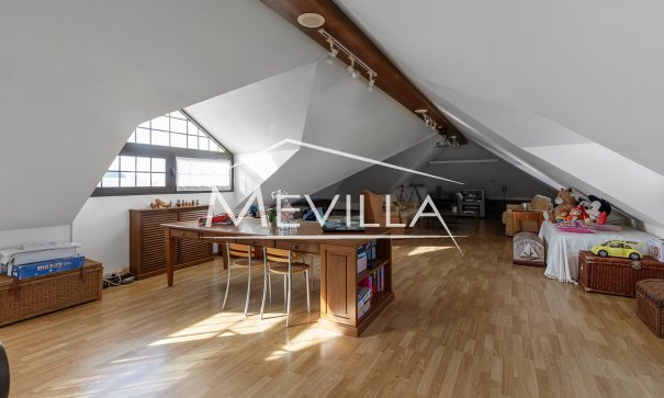 Resales - Villa - Torrevieja - La Veleta