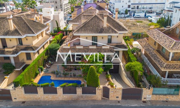 Resales - Villa - Torrevieja - La Veleta