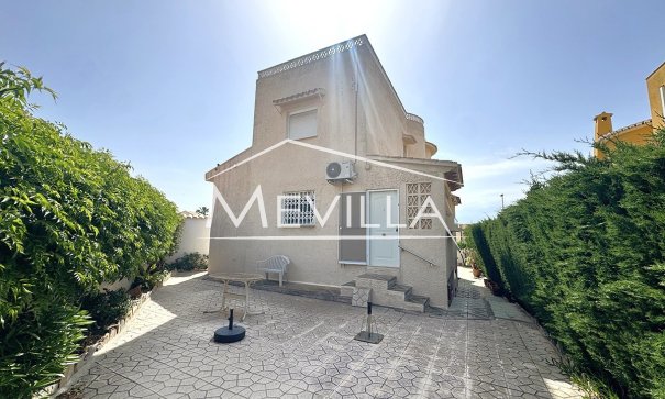 Resales - Villa - Orihuela Costa - La Zenia