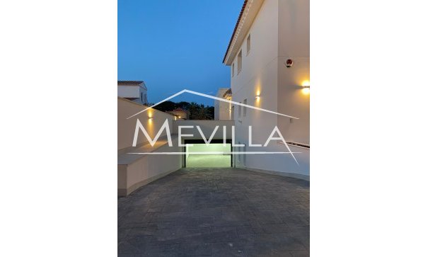 Salg (Resales) - Villa - Orihuela Costa - Cabo Roig