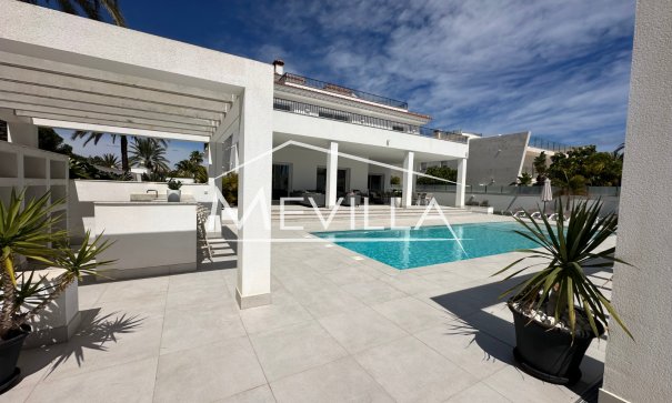Salg (Resales) - Villa - Orihuela Costa - Cabo Roig