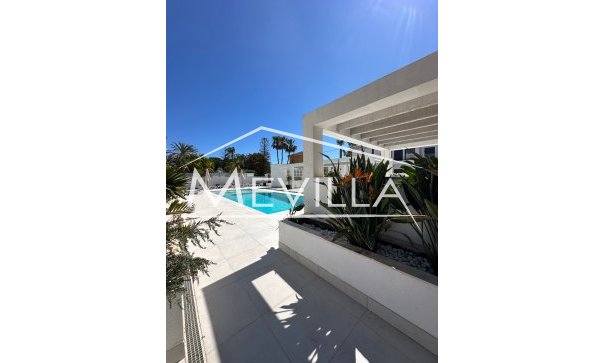 Salg (Resales) - Villa - Orihuela Costa - Cabo Roig