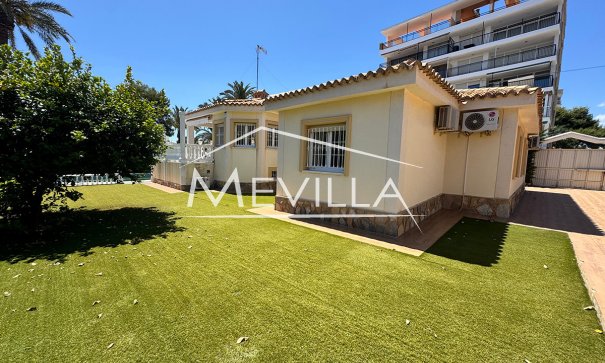 Resales - Villa - Orihuela Costa - La Zenia