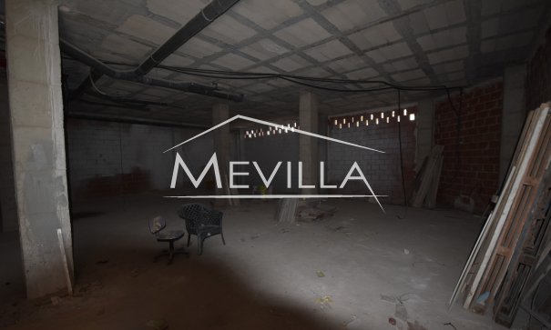 Resales - commercial - Orihuela