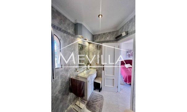 Salg (Resales) - Villa - Orihuela Costa - Cabo Roig