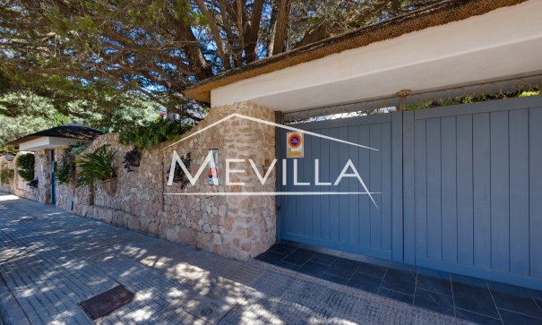 Front Line only - Villa - Orihuela Costa - Cabo Roig