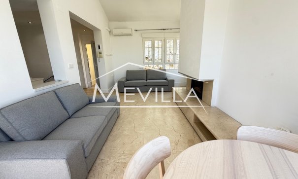 Salg (Resales) - Villa - Orihuela Costa - Villamartin