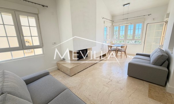 Salg (Resales) - Villa - Orihuela Costa - Villamartin