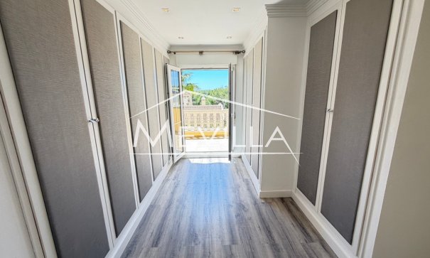 Salg (Resales) - Villa - Orihuela Costa - Villamartin