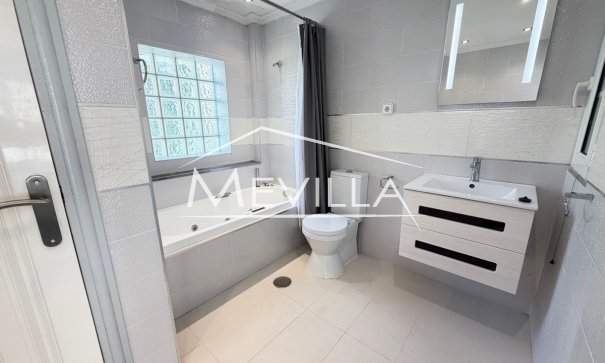 Salg (Resales) - Villa - Orihuela Costa - Villamartin