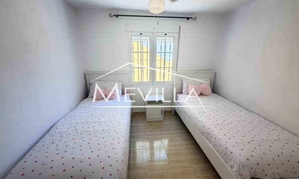 Salg (Resales) - Villa - Orihuela Costa - Villamartin