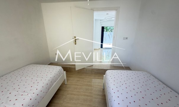 Salg (Resales) - Villa - Orihuela Costa - Villamartin