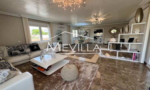 Resales - Villa - Orihuela