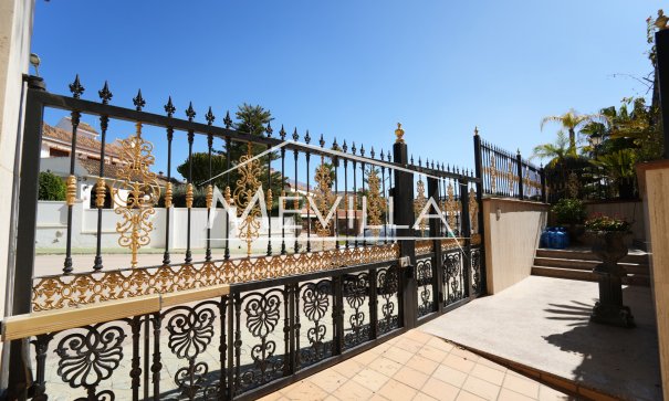 Resales - Villa - Orihuela Costa - Campoamor