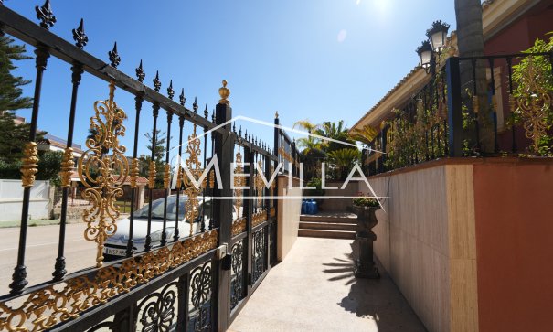 Resales - Villa - Orihuela Costa - Campoamor