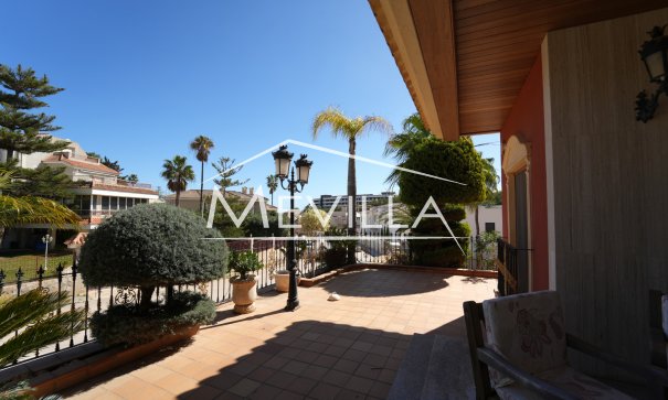 Resales - Villa - Orihuela Costa - Campoamor