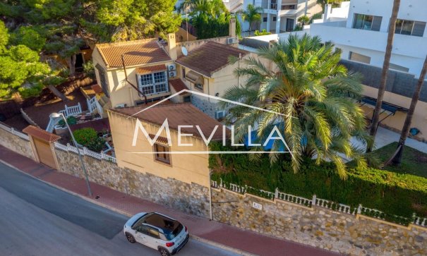 Reventas - Chalet / Villa - Torrevieja - Los Balcones