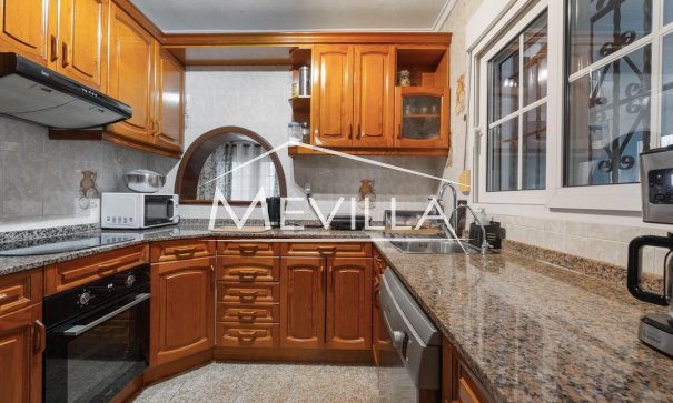 Reventas - Chalet / Villa - Torrevieja - Los Balcones