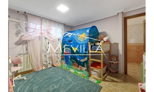 Reventas - Chalet / Villa - Torrevieja - Los Balcones