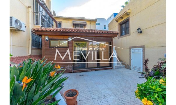 Reventas - Chalet / Villa - Torrevieja - Los Balcones