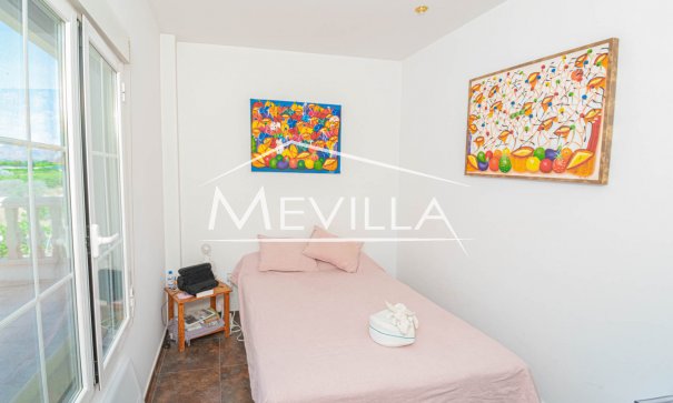 Återförsäljare - Villa - Orihuela