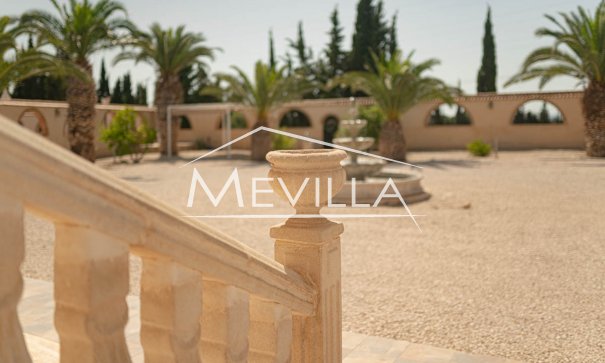 Återförsäljare - Villa - Orihuela