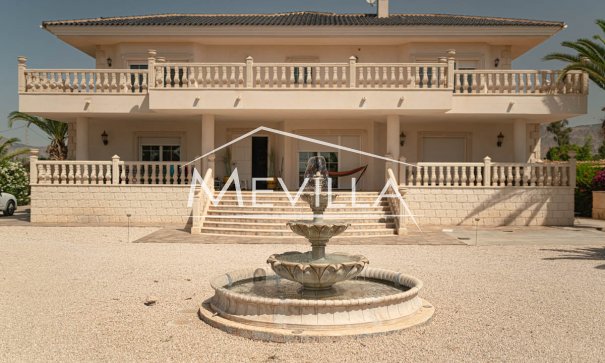 Återförsäljare - Villa - Orihuela