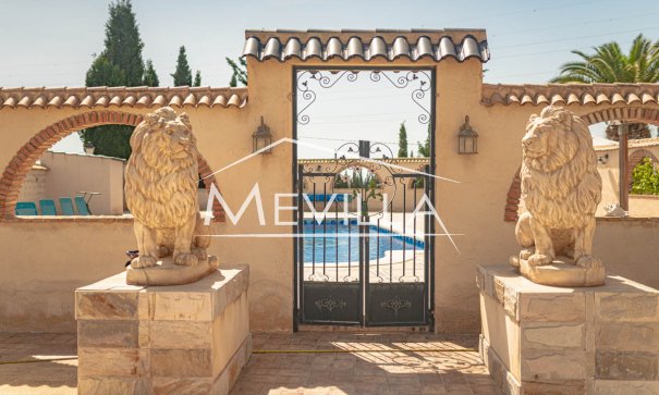 Återförsäljare - Villa - Orihuela