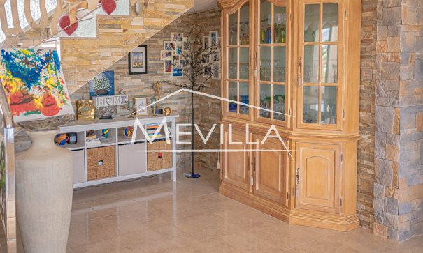 Återförsäljare - Villa - Orihuela