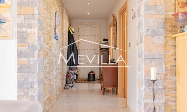 Återförsäljare - Villa - Orihuela