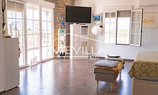 Återförsäljare - Villa - Orihuela