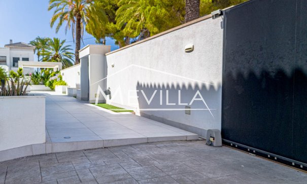 Resales - Villa - Orihuela Costa - Cabo Roig