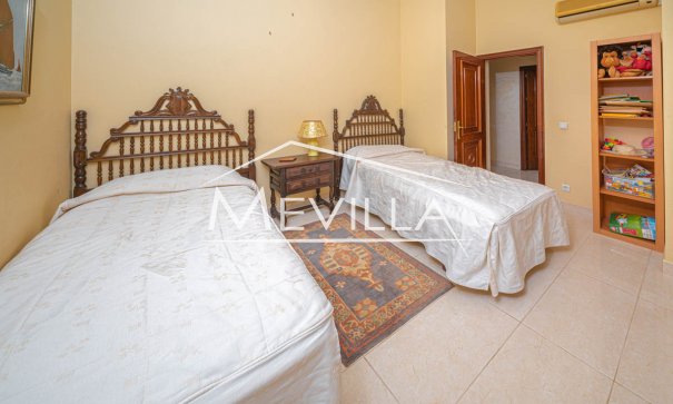 Verkäufe - Villa - Orihuela Costa - Campoamor