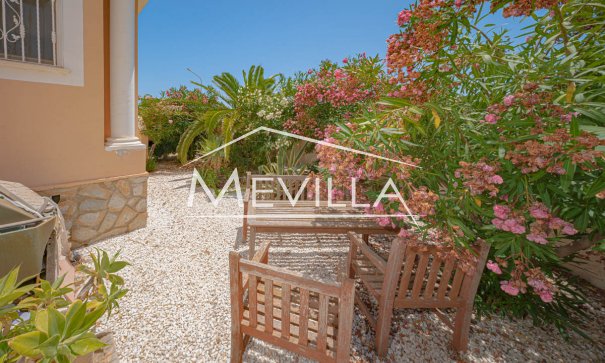 Verkäufe - Villa - Orihuela Costa - Campoamor